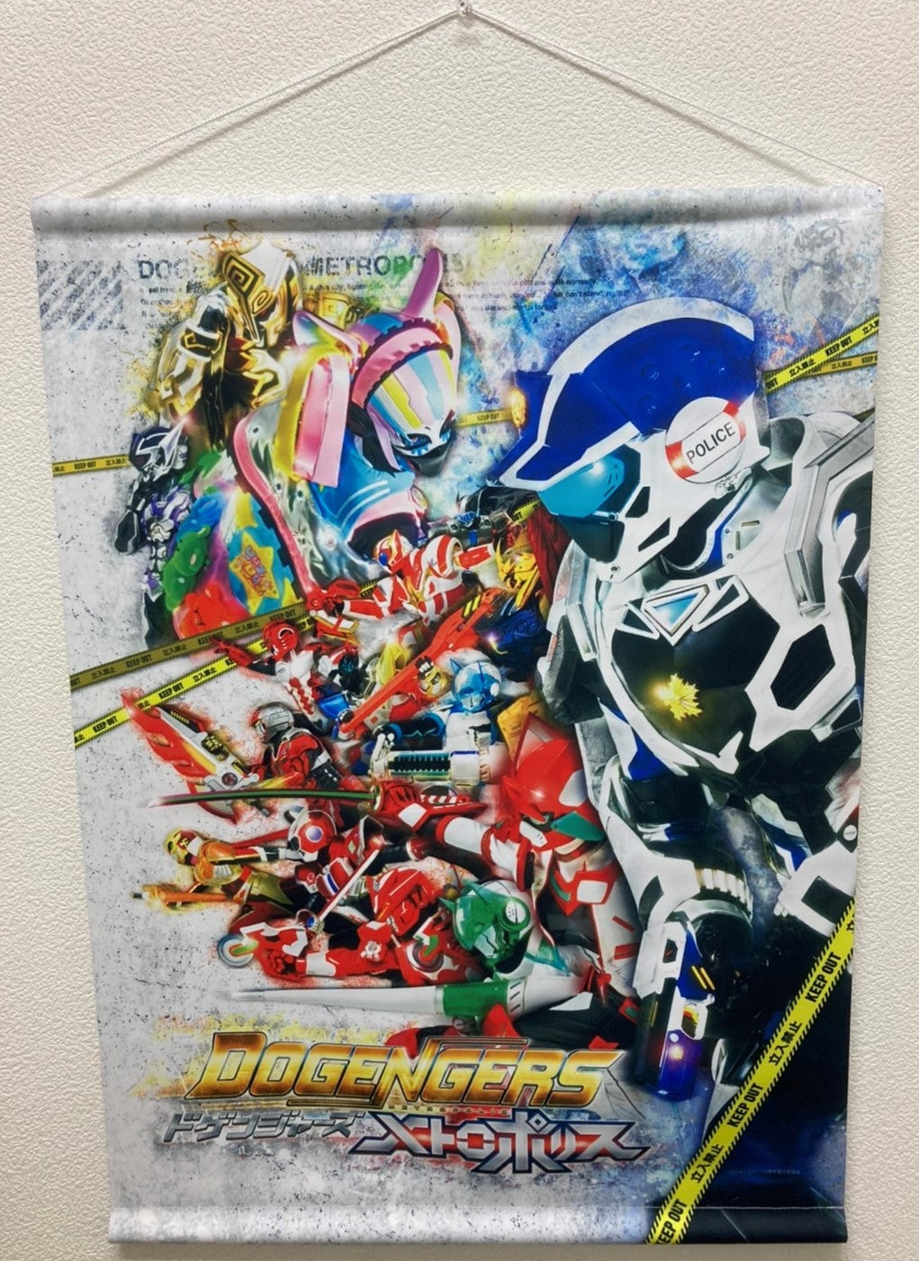 16個　缶バッチ　ドゲンジャーズ ドゲンジャーズ実写缶バッジ| ドゲンジャーズ【公式】オンライン